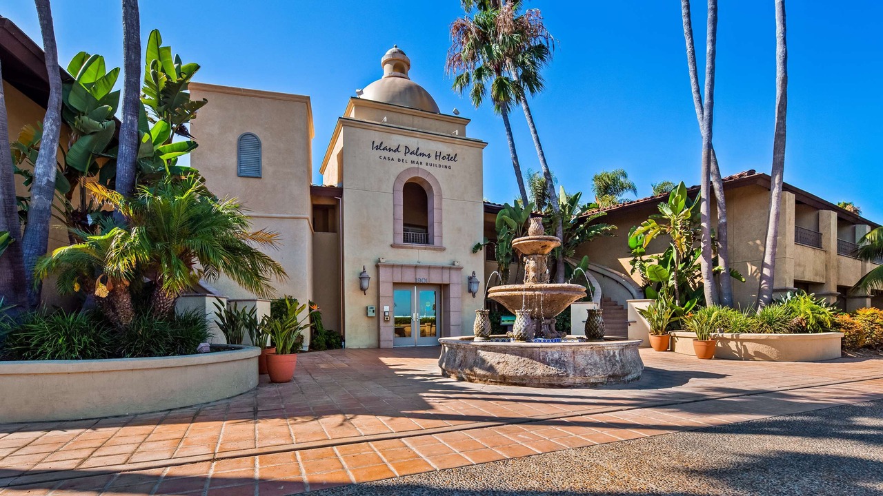 Photo of Buildings in La Playa
