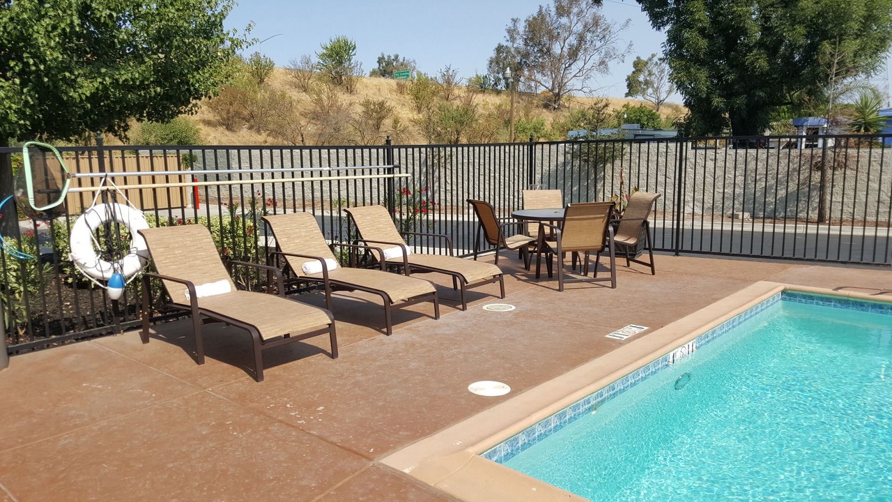 Photo of Outdoor in Oakley