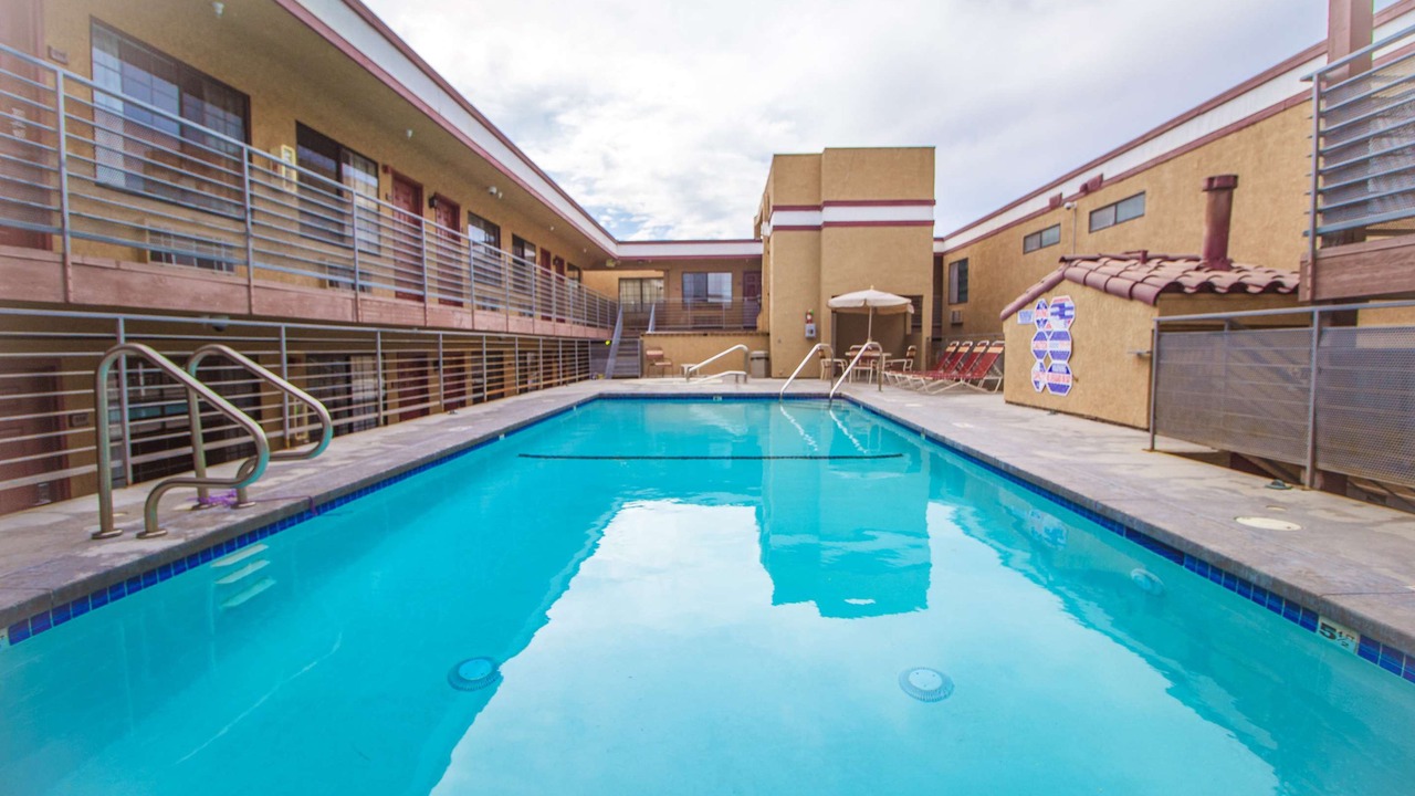 Photo of Outdoor in East Manhattan Beach