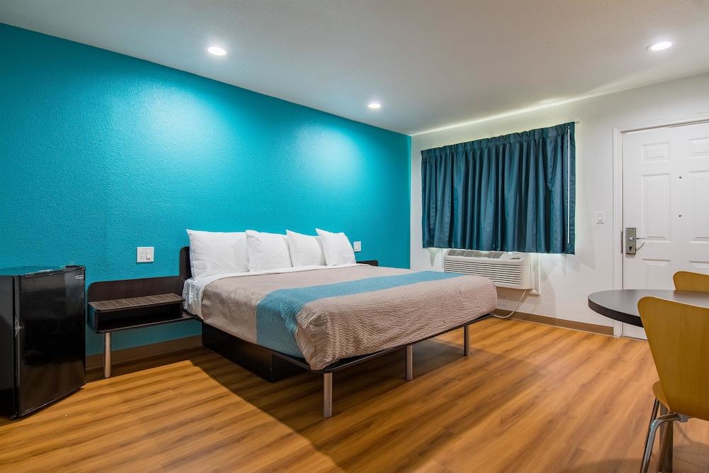 Photo of Bedroom in San Bernardino