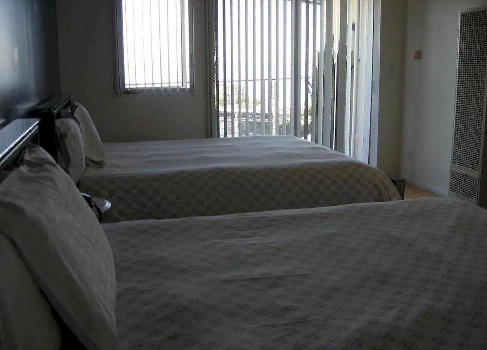Photo of Bedroom in Eastern Malibu