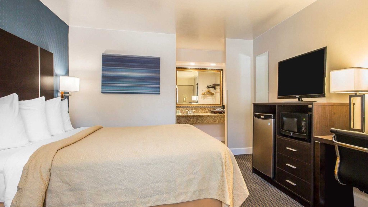 Photo of Bedroom in Ontario