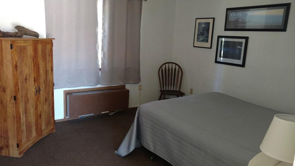 Photo of Bedroom in Brownsville