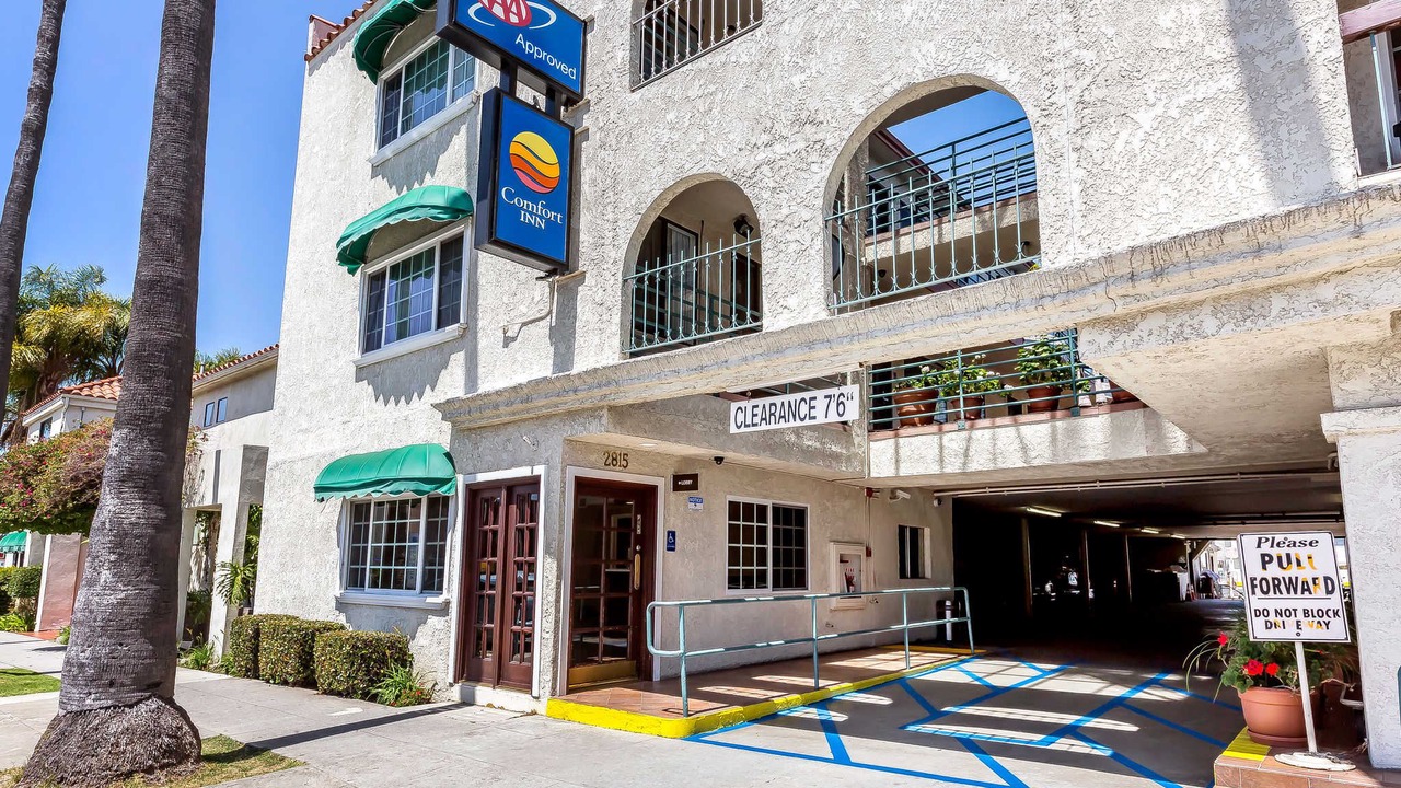 Photo of Buildings in Mid-City