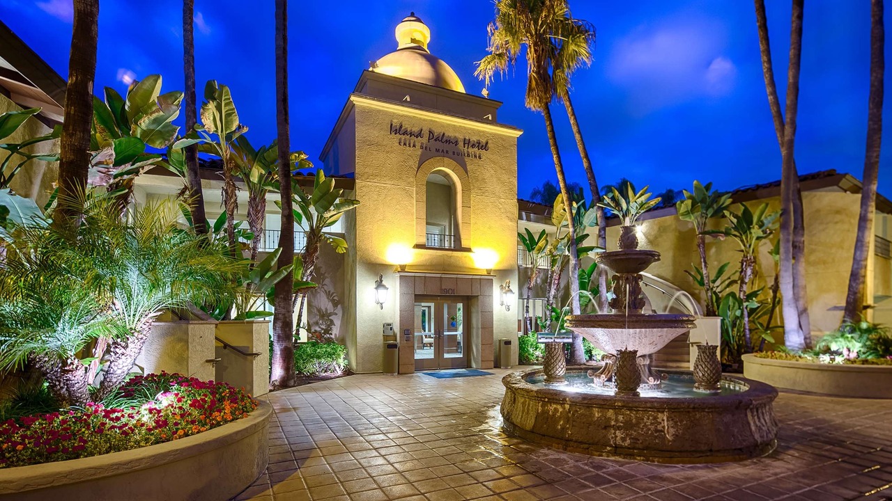 Photo of Buildings in La Playa