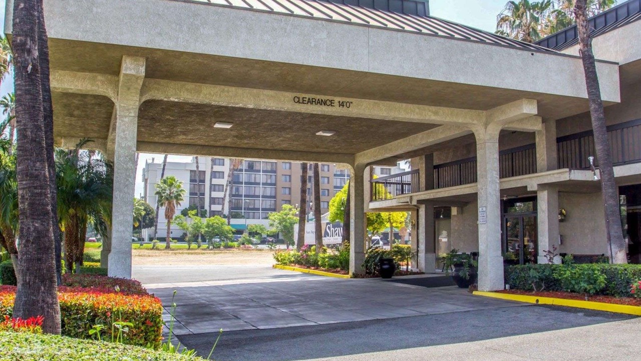 Photo of Buildings in Riverside