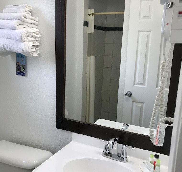 Photo of Bathroom in Merced