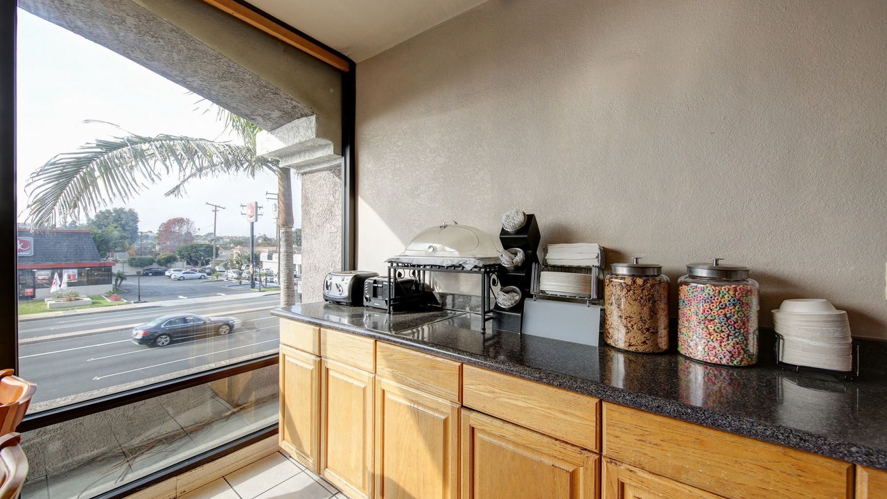 Photo of Kitchen in East Manhattan Beach