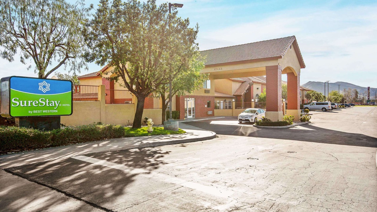 Photo of Buildings in Fontana