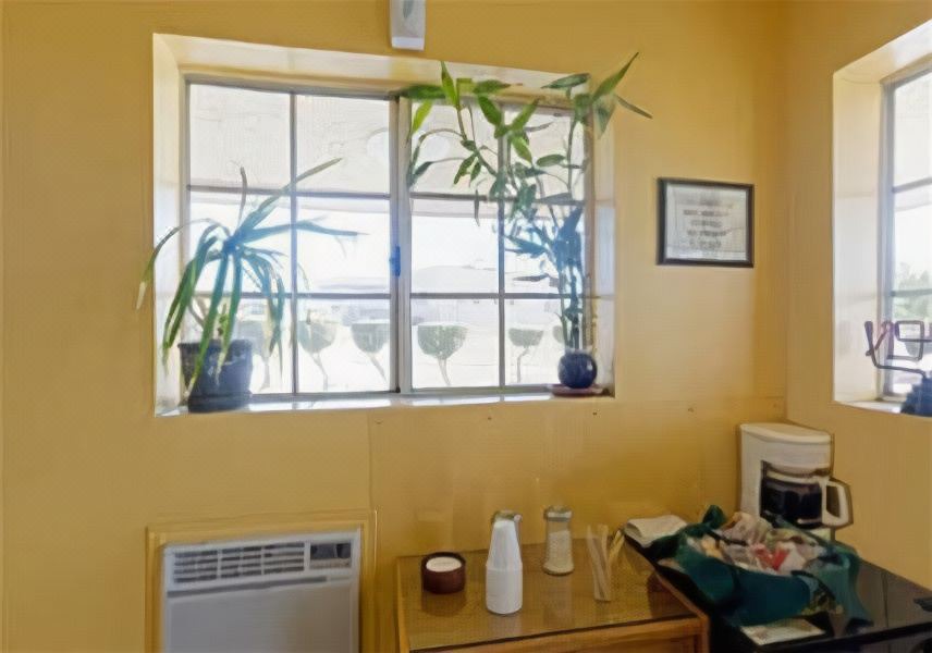 Photo of Livingroom in Calimesa