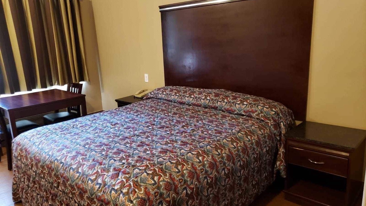 Photo of Bedroom in Azusa