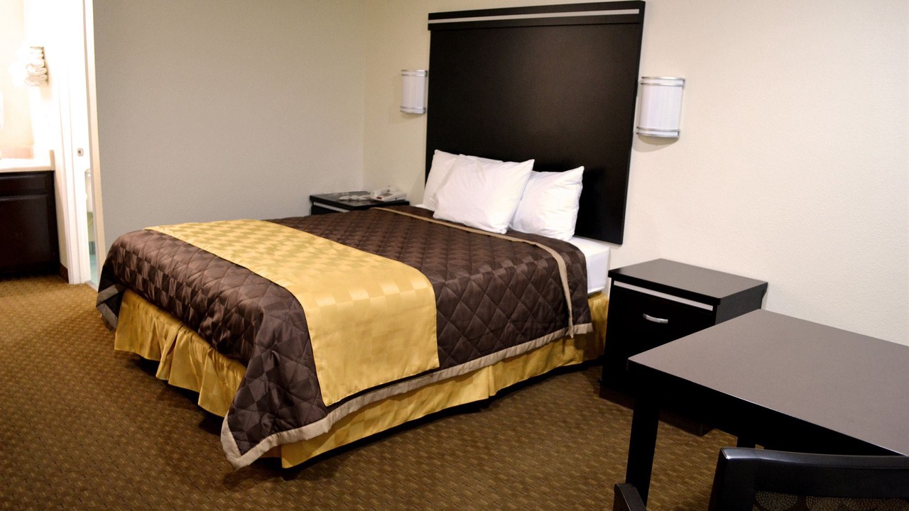 Photo of Bedroom in Calimesa