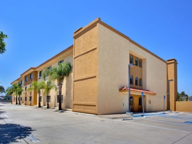 Photo of Buildings in East Side Costa Mesa