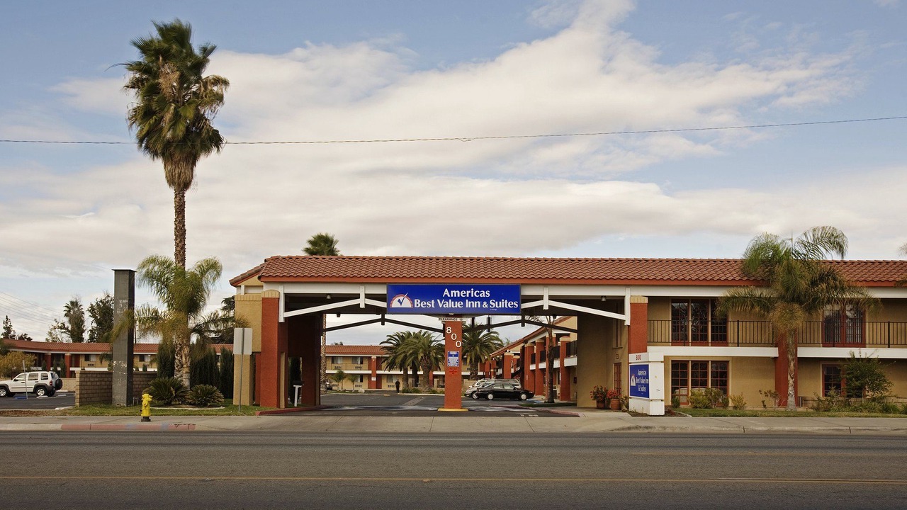 Photo of Buildings in Hemet