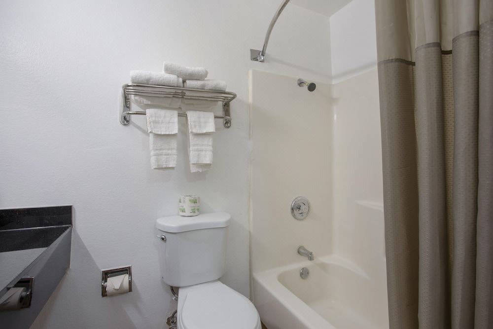Photo of Bathroom in Palmdale