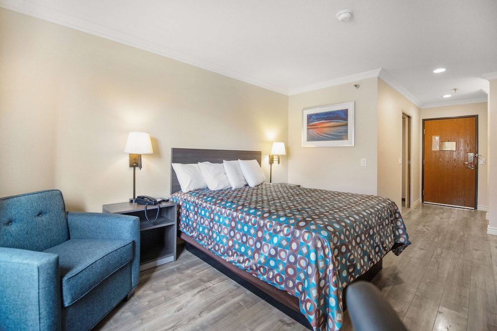 Photo of Bedroom in Fontana