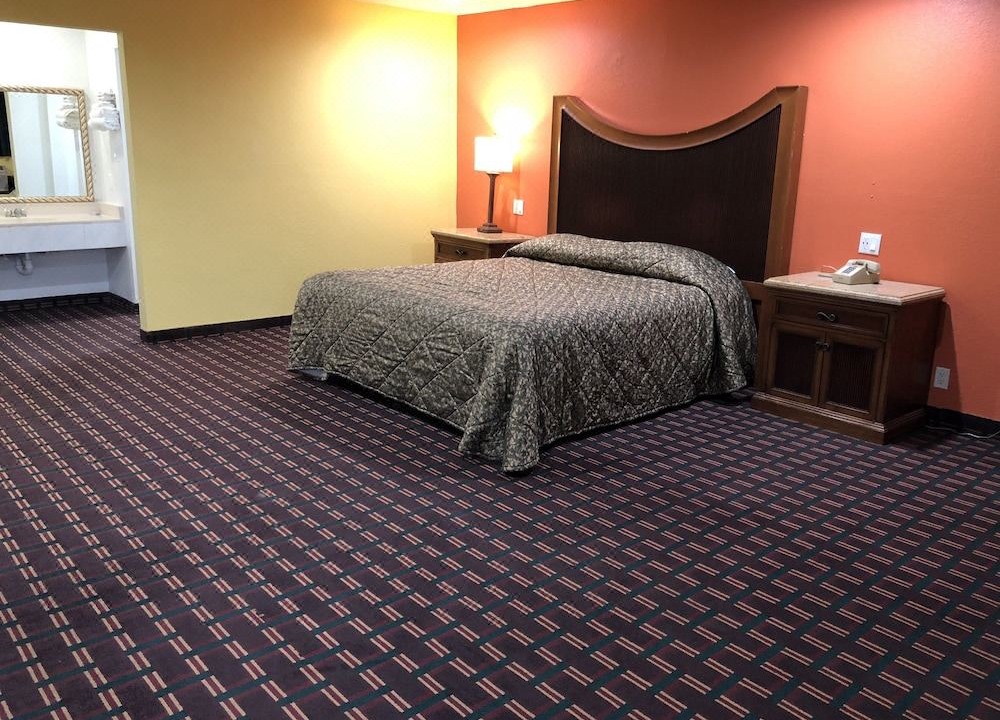 Photo of Bedroom in West Athens
