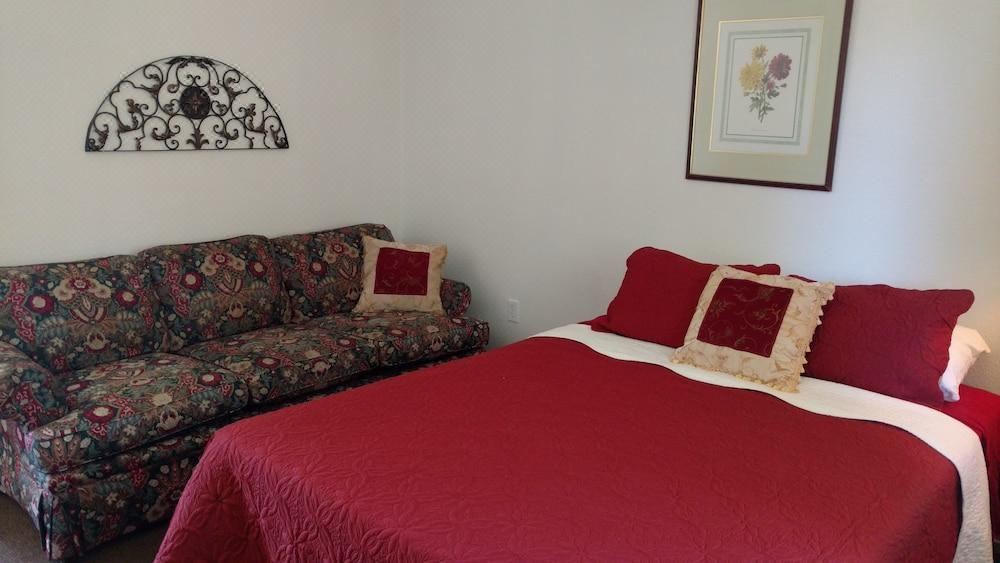 Photo of Bedroom in Brownsville