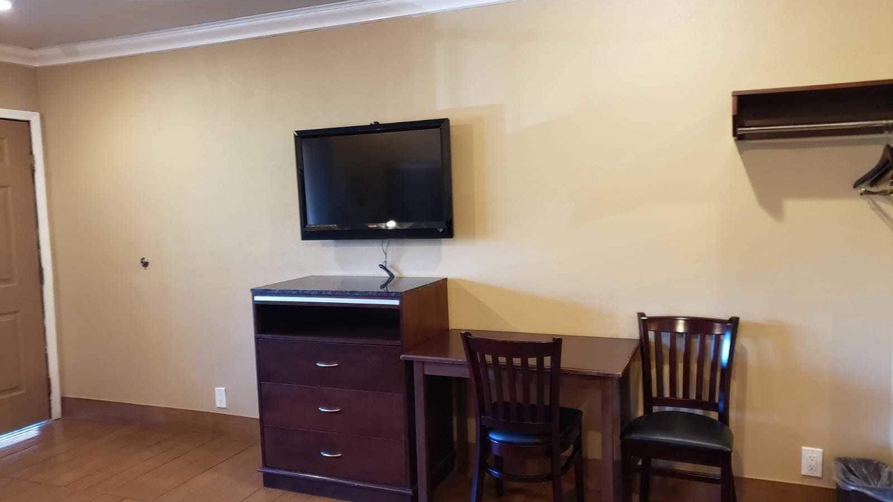 Photo of Livingroom in Azusa