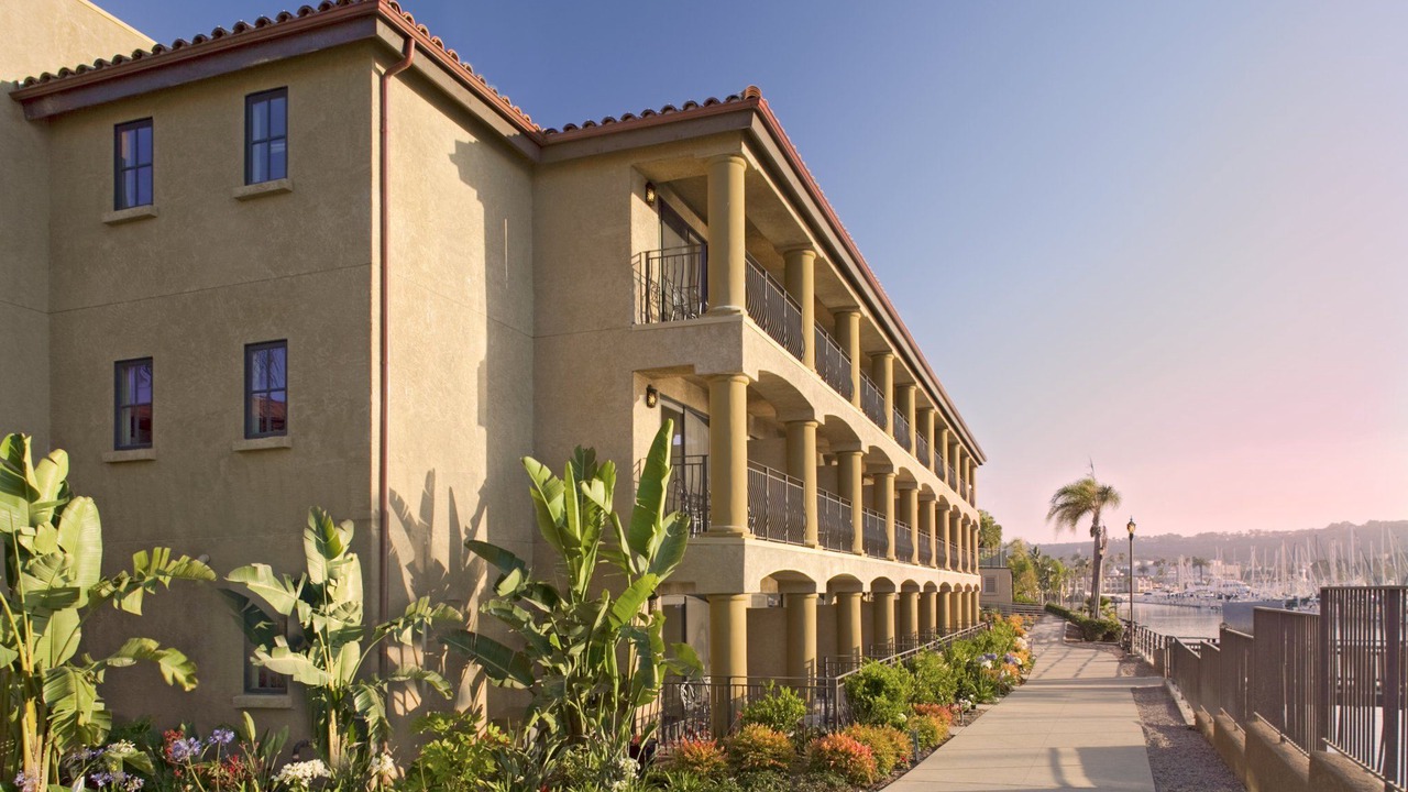 Photo of Buildings in La Playa