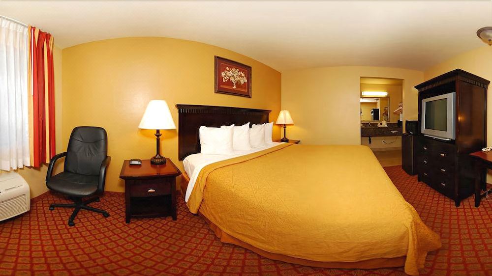Photo of Bedroom in San Bernardino