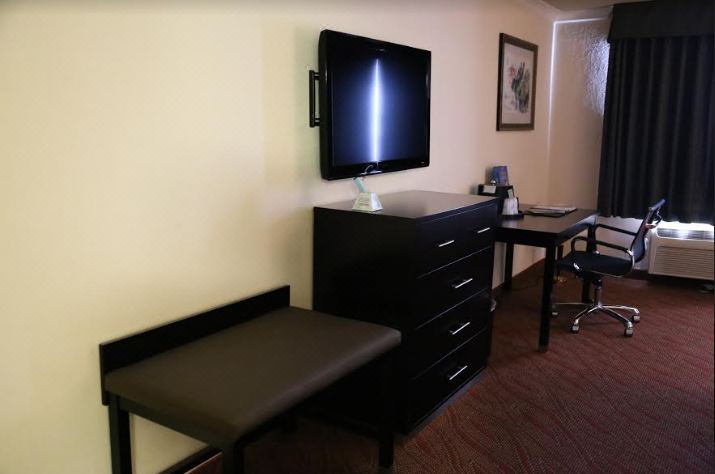 Photo of Livingroom in Lawndale