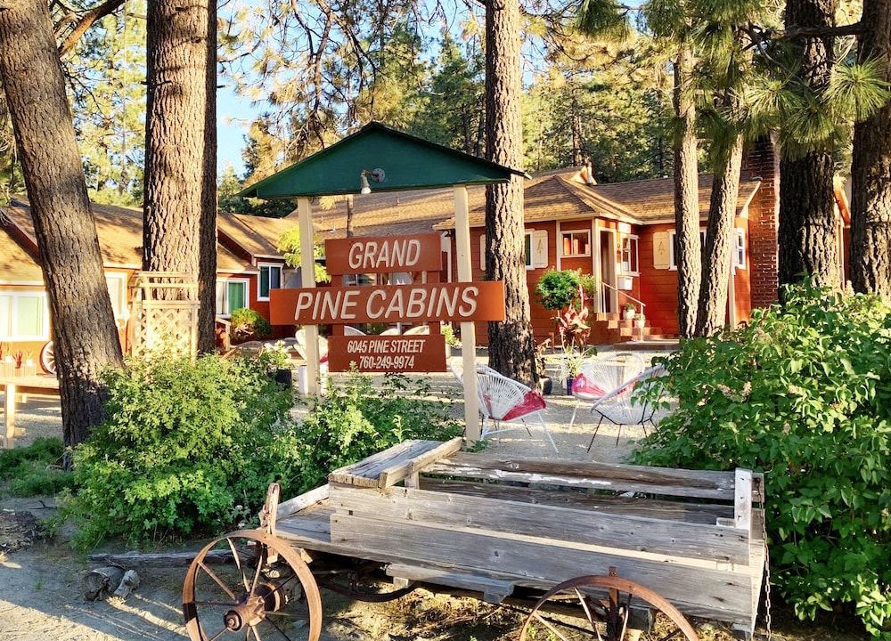 Photo of Buildings in Wrightwood