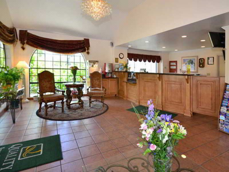 Photo of Livingroom in Gilroy