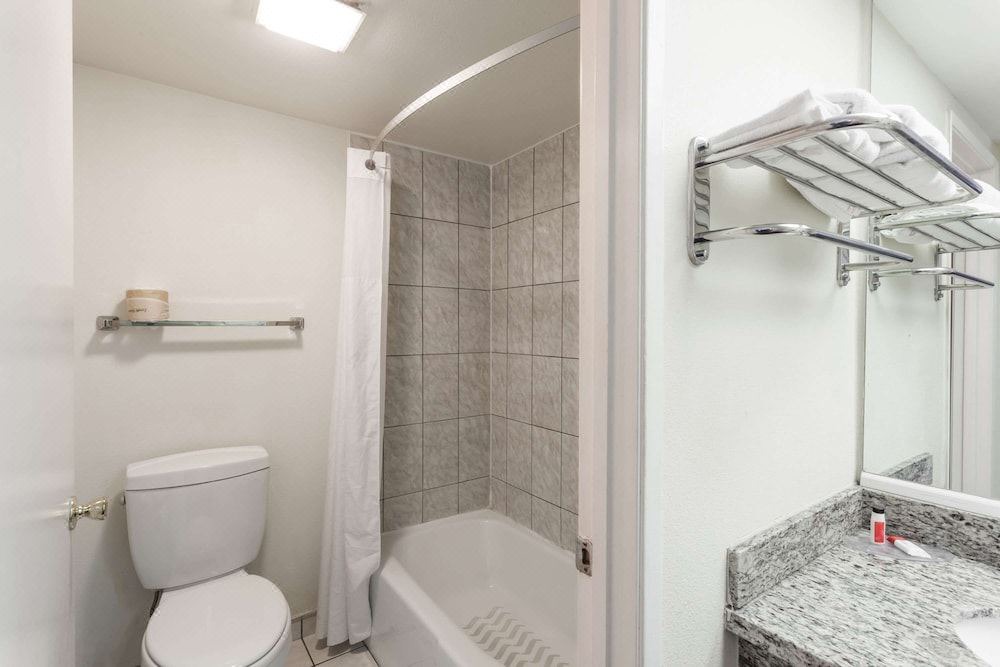 Photo of Bathroom in Norco