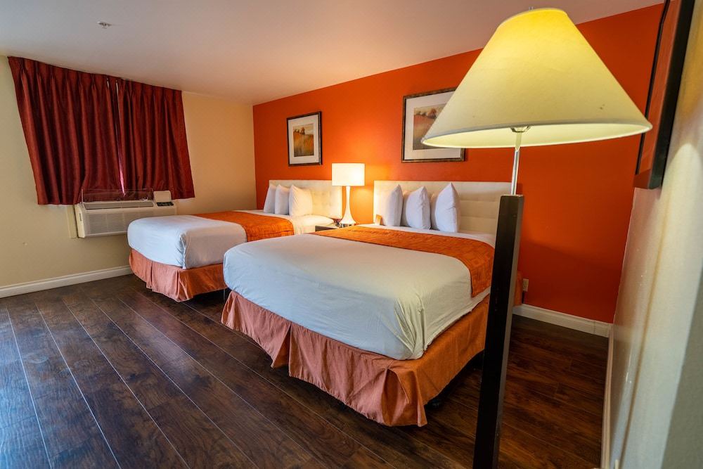 Photo of Bedroom in Buena Park