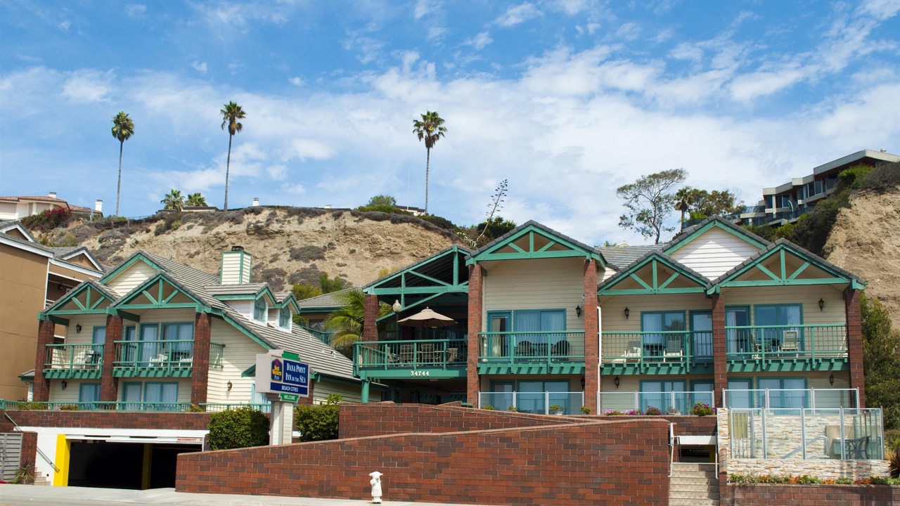 Photo of Buildings in Capistrano Beach