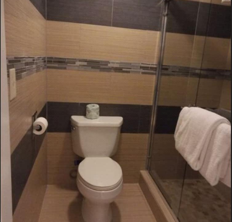 Photo of Bathroom in East Manhattan Beach