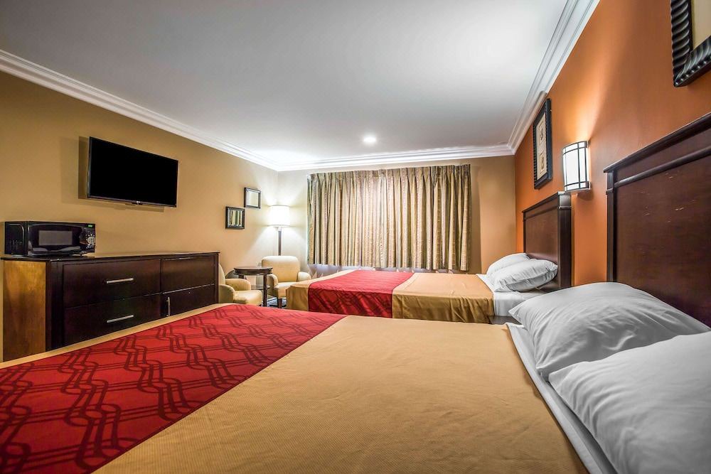 Photo of Bedroom in Ontario
