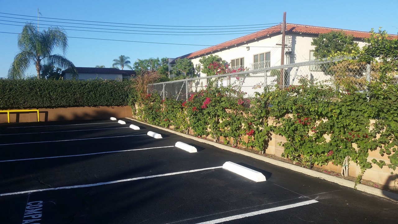 Photo of Buildings in Northwest Anaheim