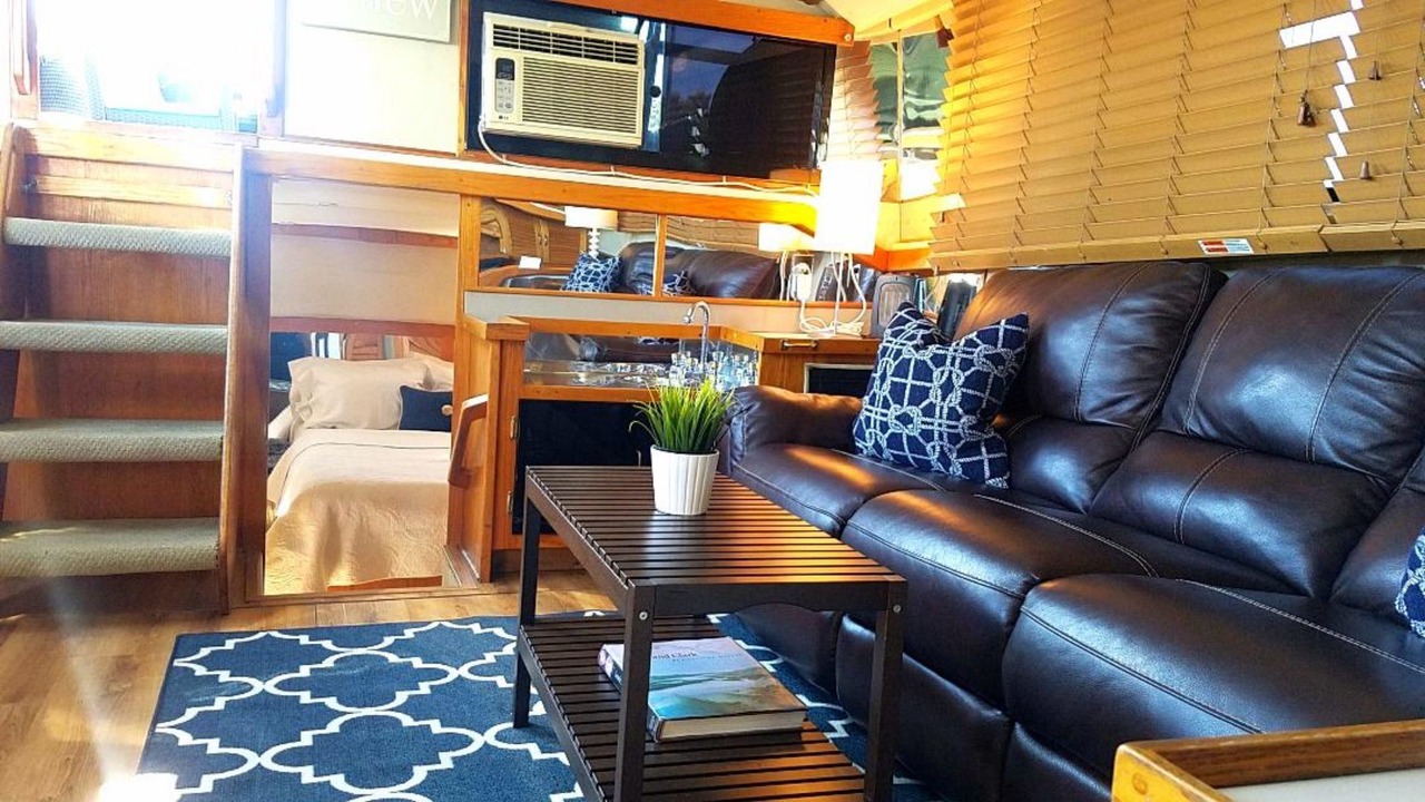 Photo of Livingroom in Waterfront