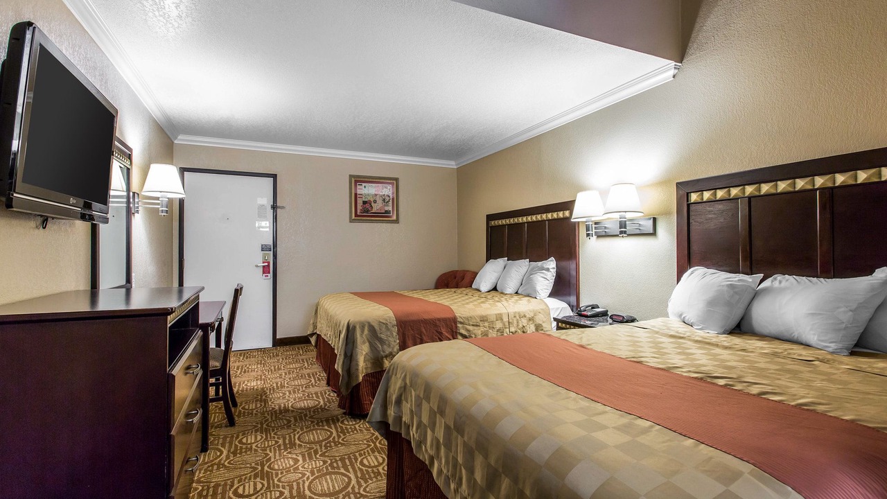Photo of Bedroom in Fallbrook