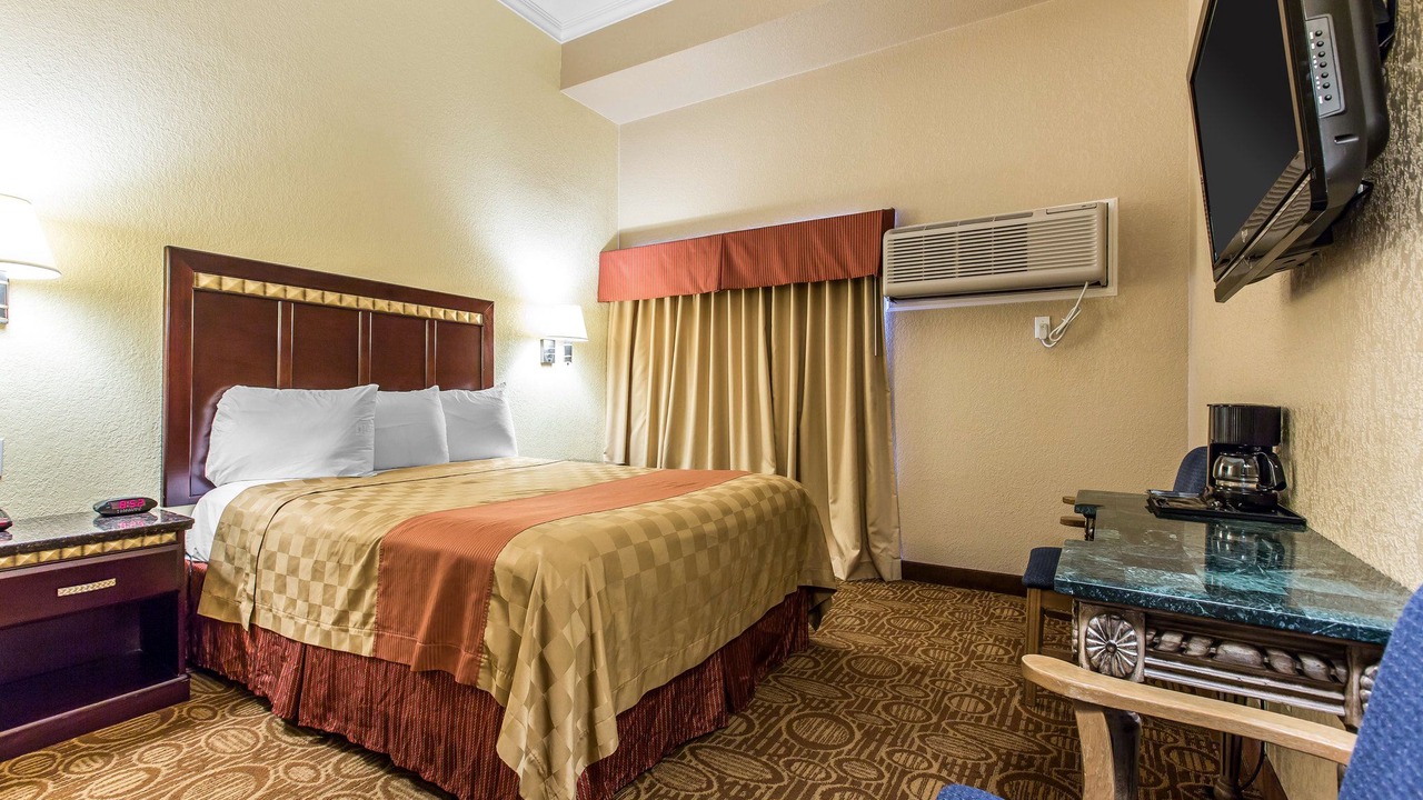 Photo of Bedroom in Fallbrook