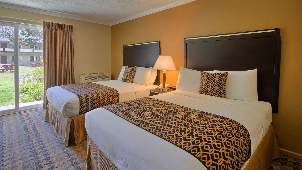 Photo of Bedroom in San Simeon