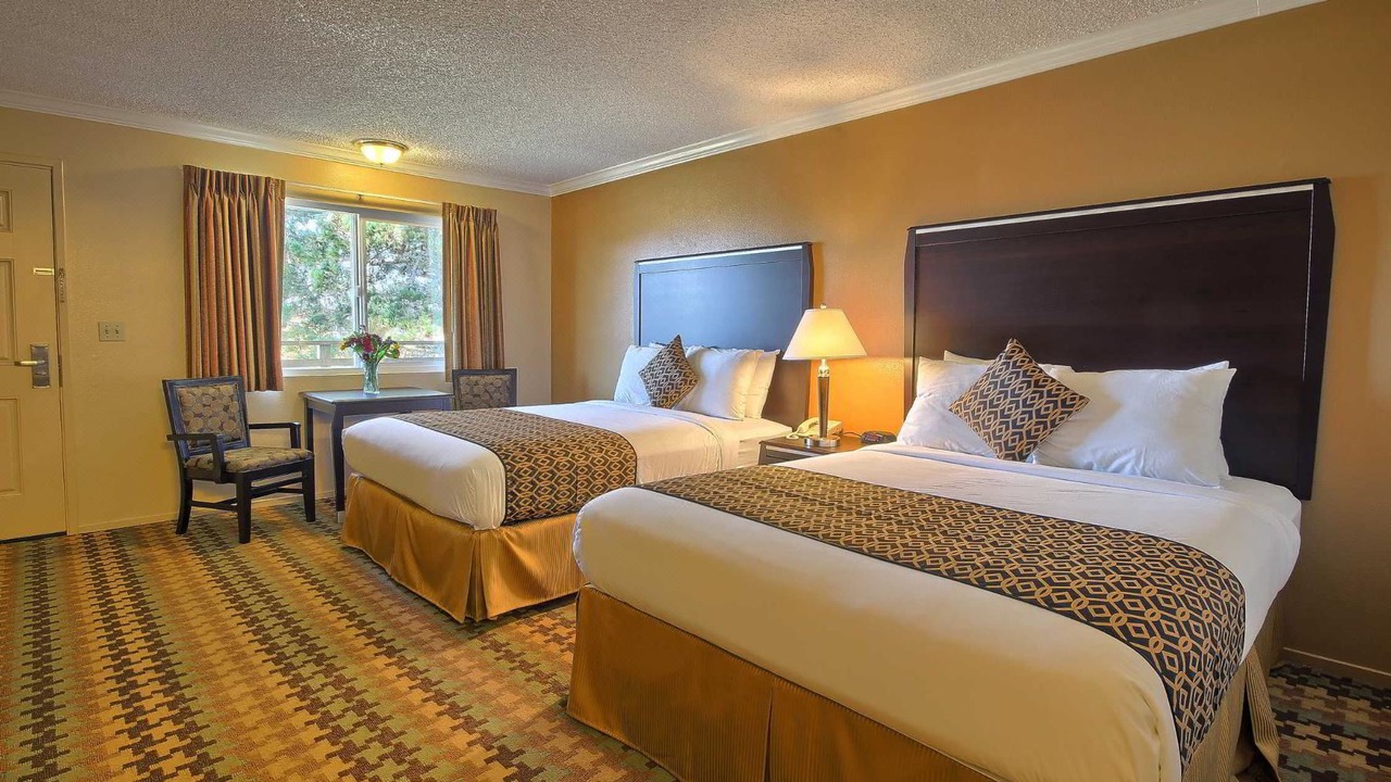 Photo of Bedroom in San Simeon