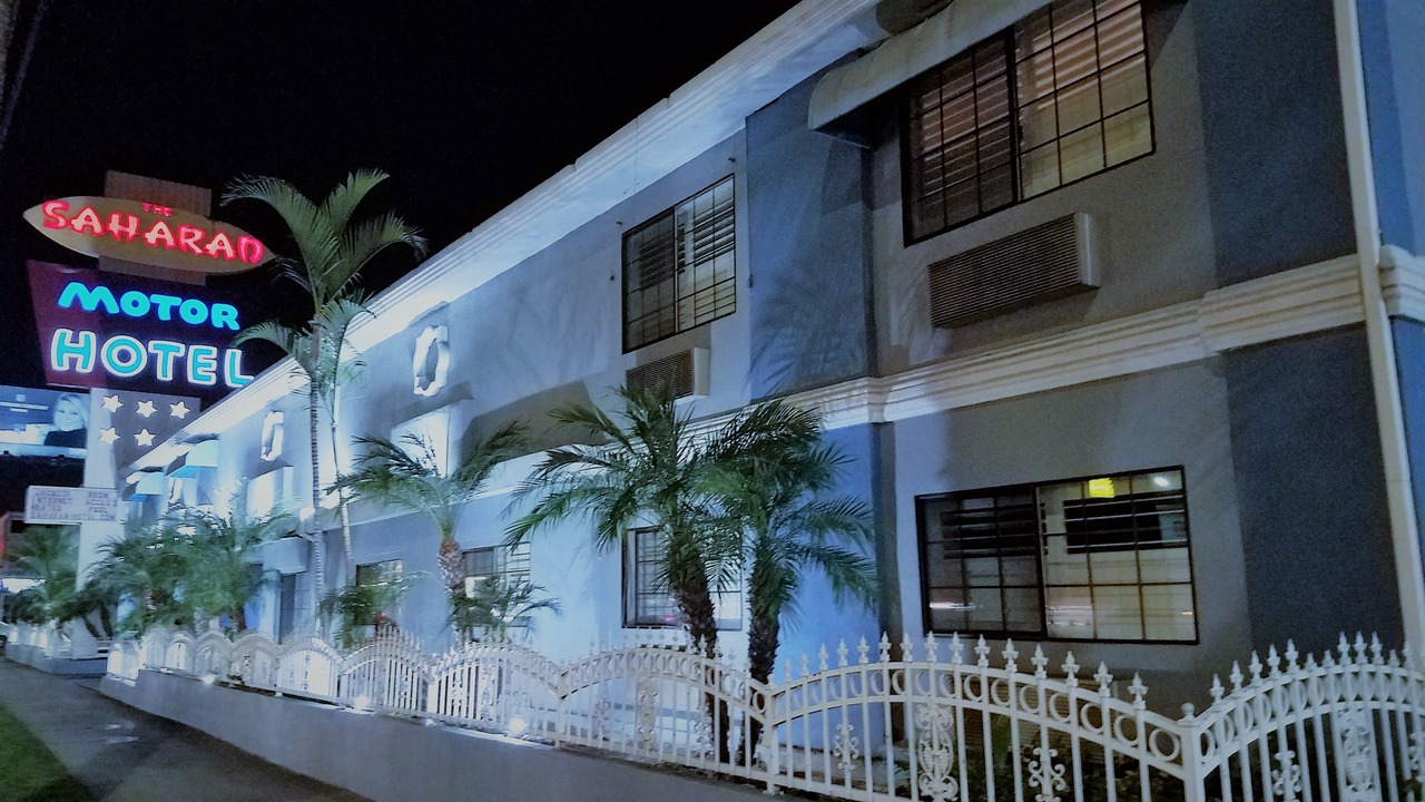 Photo of Buildings in Hollywood