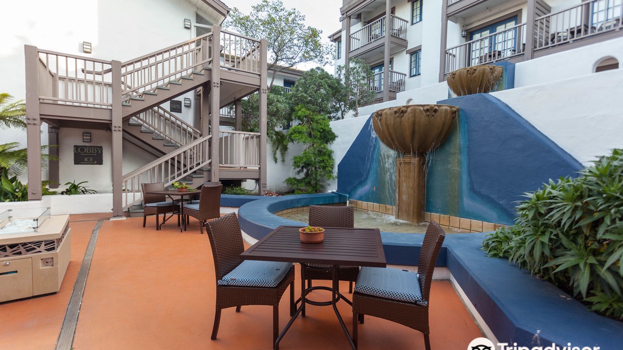 Photo of Patio Balcony in Old Monterey