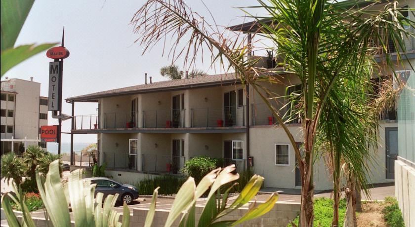 Photo of Buildings in Eastern Malibu