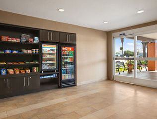 Photo of Livingroom in Midway District