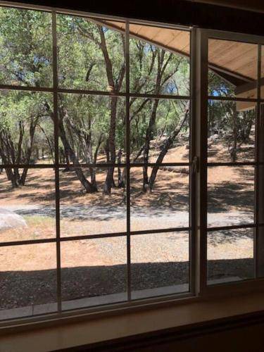 Photo of Others in Mariposa