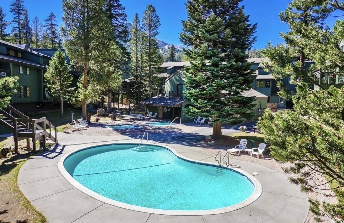 Photo of Others in Mammoth Lakes