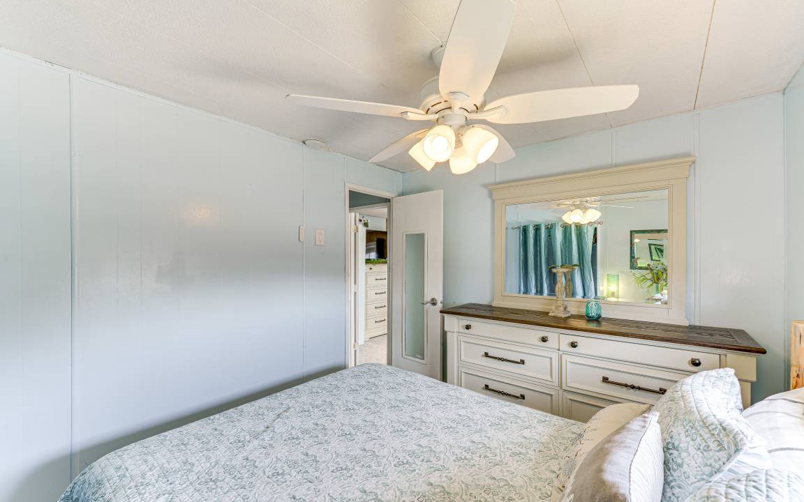 Photo of Bedroom in Eureka