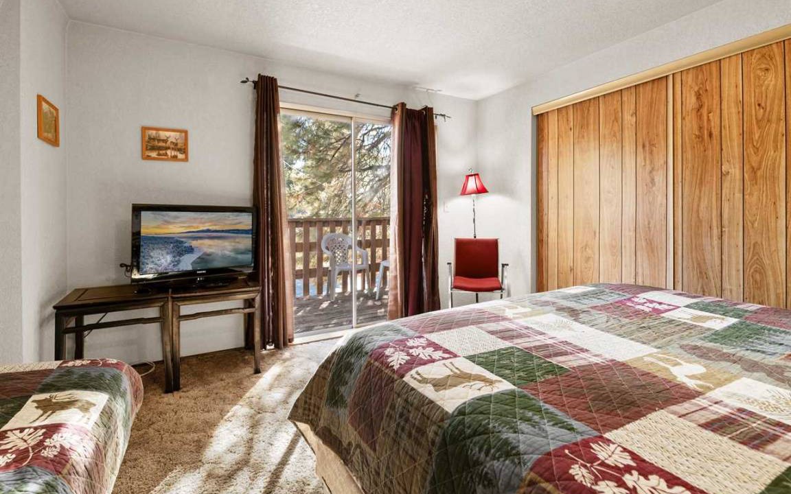 Photo of Bedroom in Big Bear