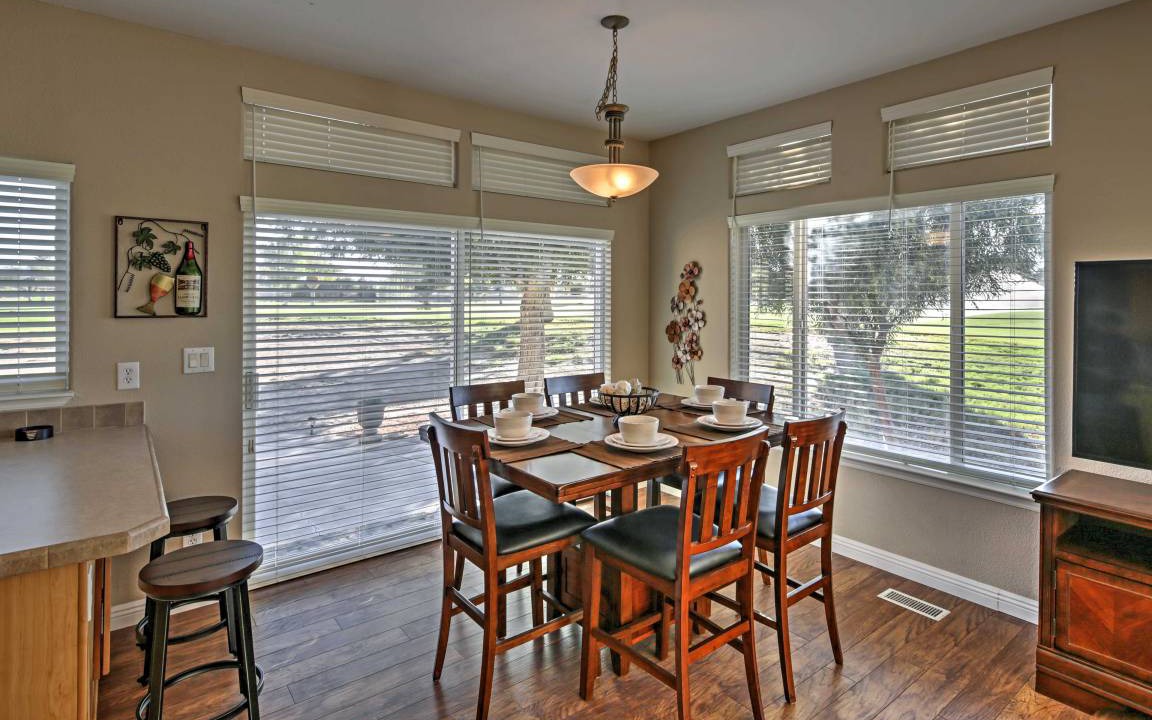 Photo of Livingroom in Needles