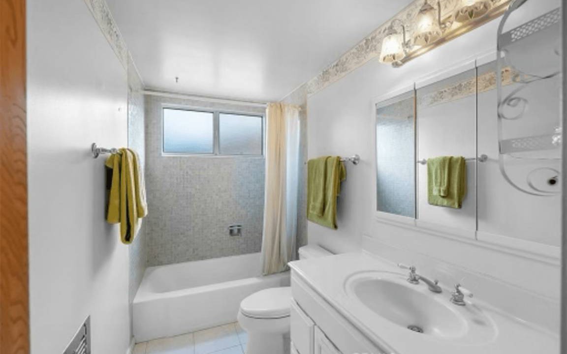 Photo of Bathroom in Rolling Hills Estates