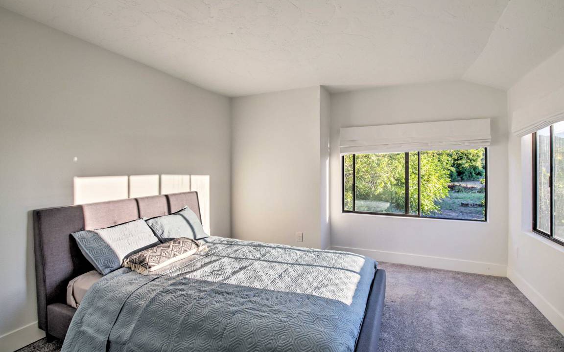 Photo of Bedroom in Valley Center